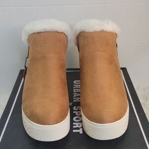 Urban Sport by J/Slides‎ Tan Faux Suede Faux Fur Lined Booties Size 8 NWT